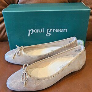 Paul Greene Rylan ballet flat in champagne glossy, sz 7.5. New in box.